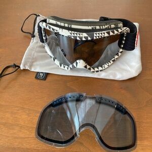 Von Zipper Black and White Ski Goggles